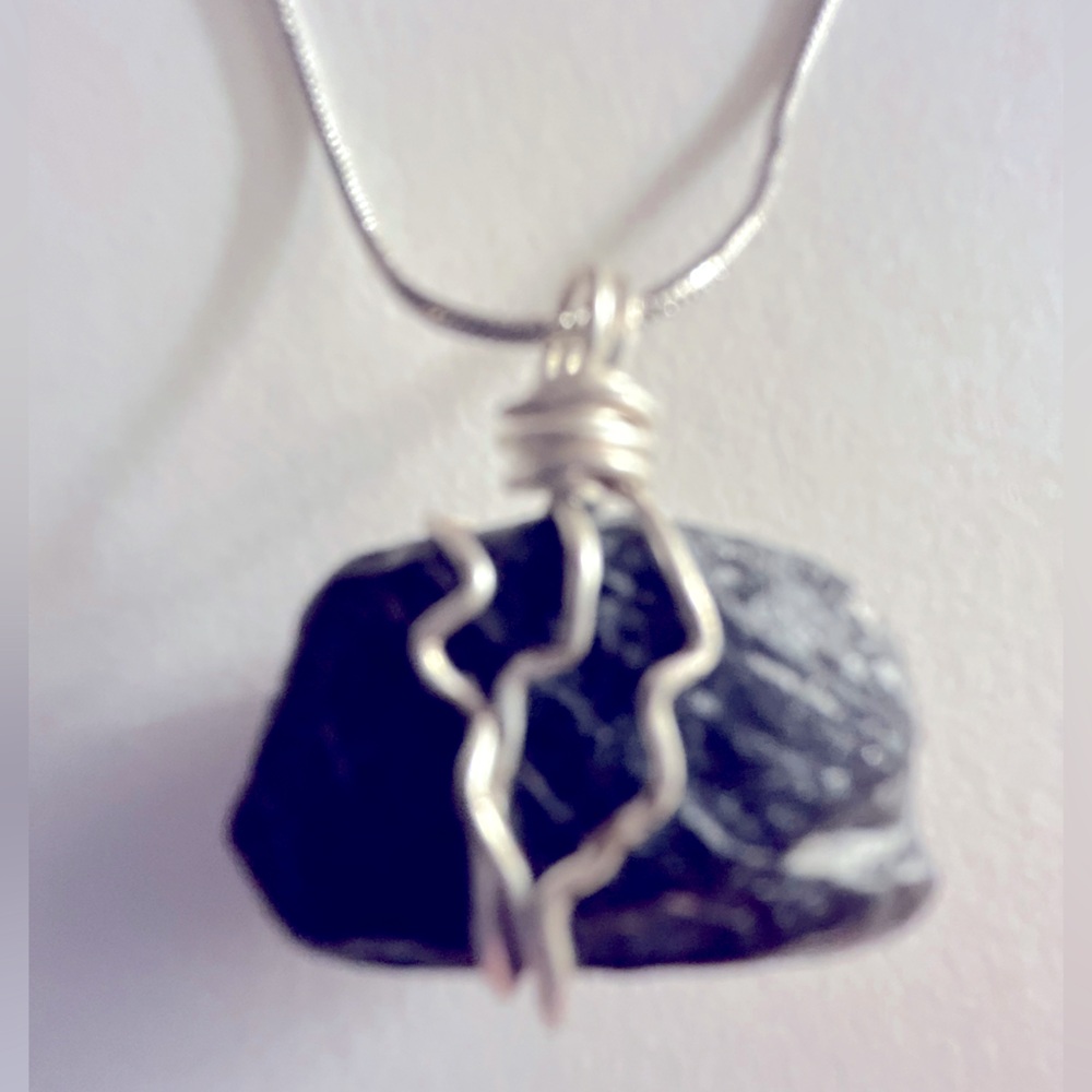 NWOT Necklace Tourmaline raw Black stone wire-wrapped 18” .925 silverplate chain